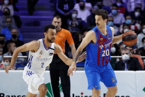 九游会网址 -欧篮联冲刺阶段走向成谜；巴塞罗那篮球队远射贴柱；值得警惕；赛程密集仍需轮换的简单介绍