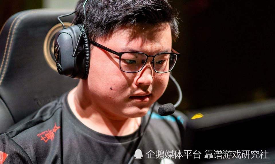 Uzi重返赛场，重返赛场首场状态出色，公牛观众沸腾！的简单介绍