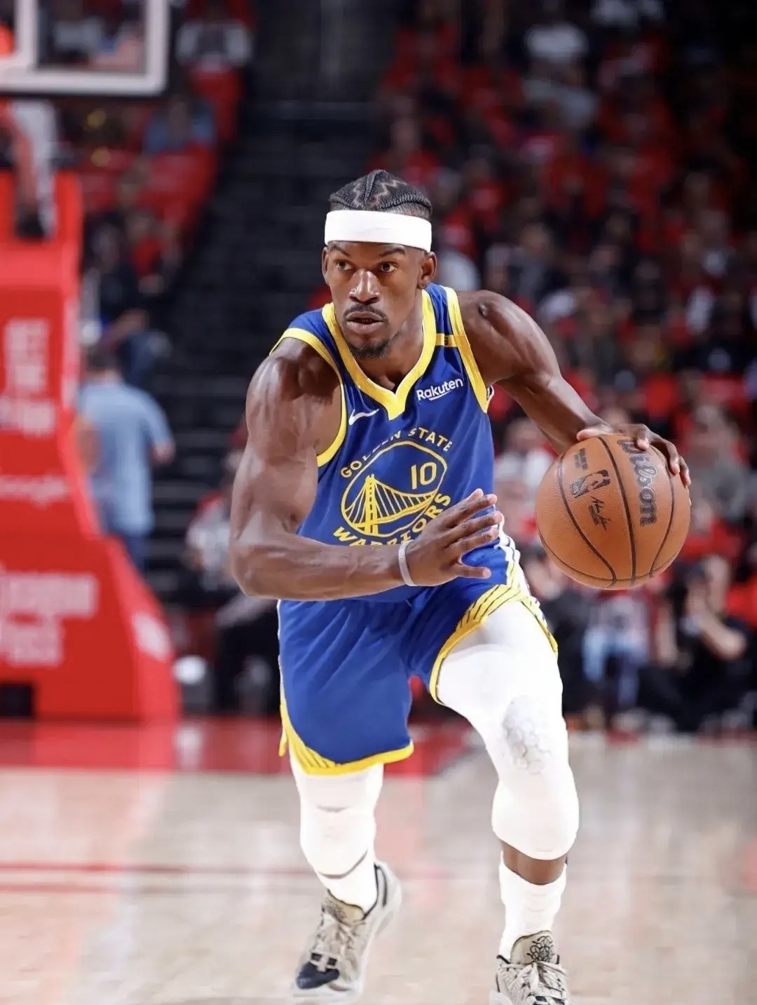  巴特勒重返赛场，最后时刻胜出首场状态出色，勇士观众沸腾！