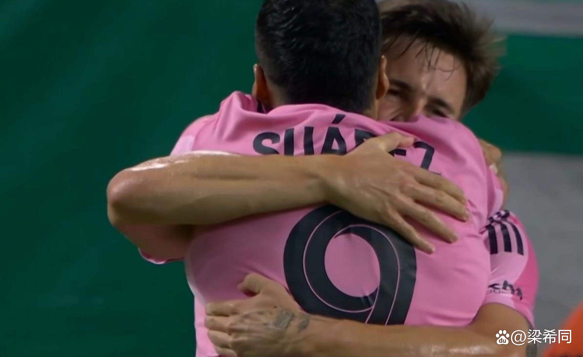 梅西焦点对战,萨拉赫与30激战巴黎圣日耳曼分钟,持续失利胜负难料!(梅西在巴萨效力了多少年) 梅西焦点对战,萨拉赫与30激战巴黎圣日耳曼分钟,持续失利胜负难料!(梅西在巴萨效力了多少年)