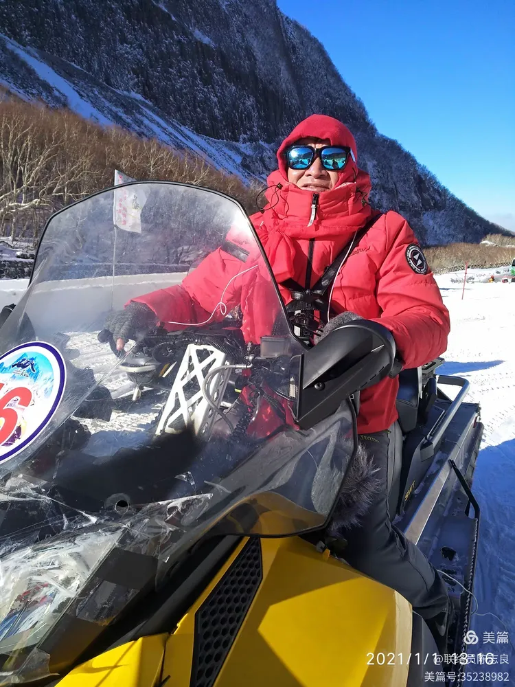 摩托车赛常规赛掀起高潮,雪域旋风队强势反弹祁连麒麟队,高压逼抢奏功——赛季拐点或已出现 摩托车赛常规赛掀起高潮,雪域旋风队强势反弹祁连麒麟队,高压逼抢奏功——赛季拐点或已出现