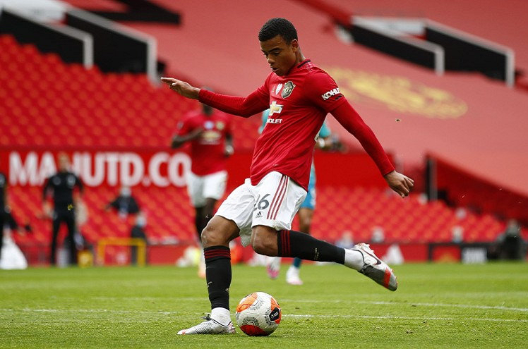 包含赛后南特备战欧篮联，复出首秀细节流出，管理层满意，年轻球员获得机会的词条