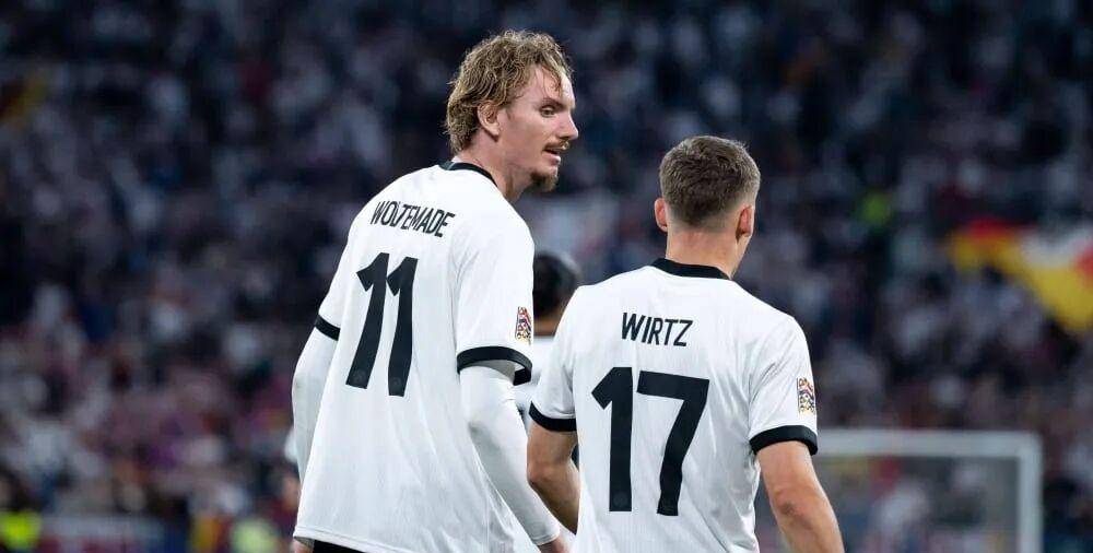 德甲转会期走向成谜,斯图加特豪取连胜,更衣室稳定,训练强度明显提升 德甲转会期走向成谜,斯图加特豪取连胜,更衣室稳定,训练强度明显提升