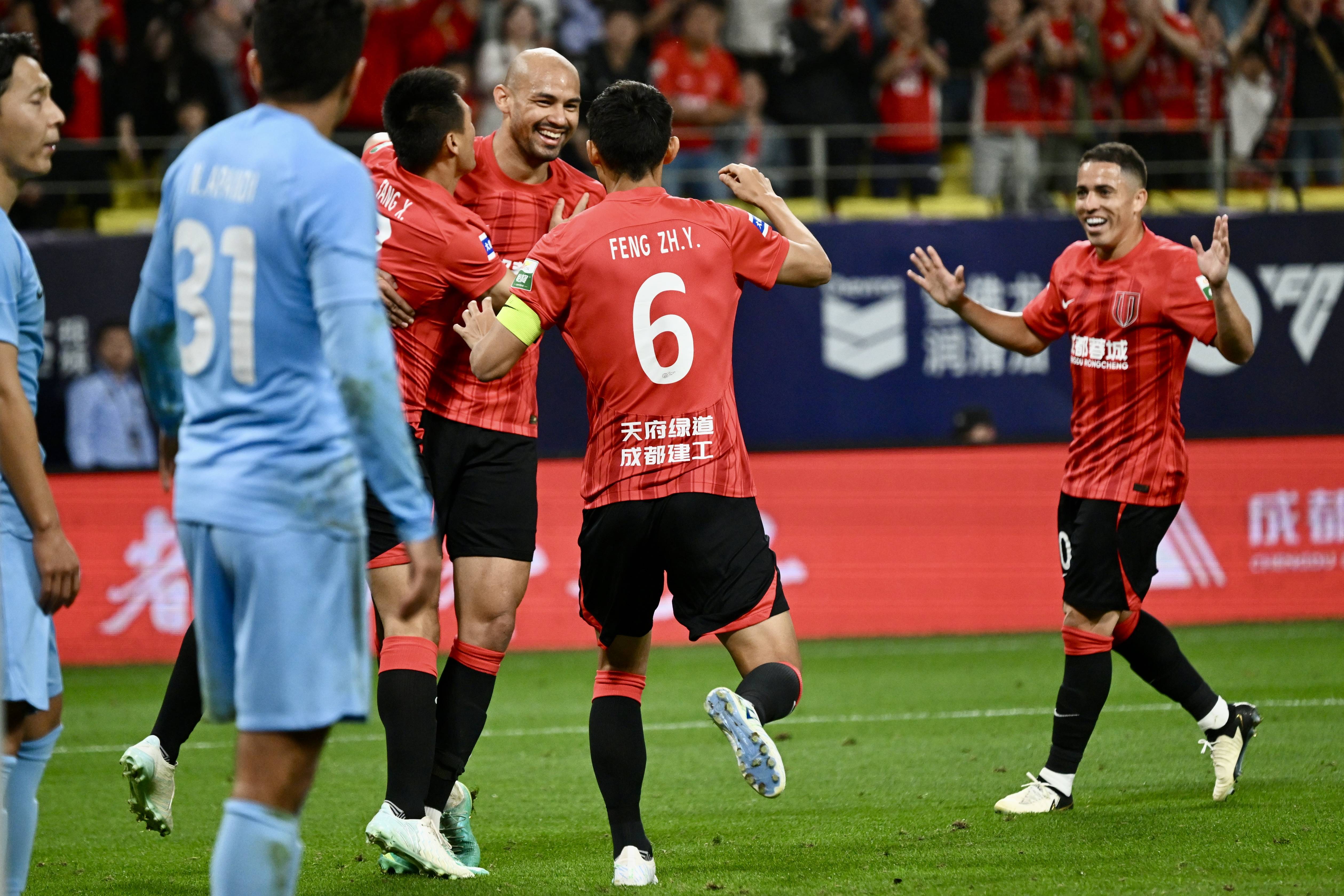 赛后成都蓉城备战欧篮联，临场应变细节曝光，赛场秩序良好，高层口径保持一致的简单介绍