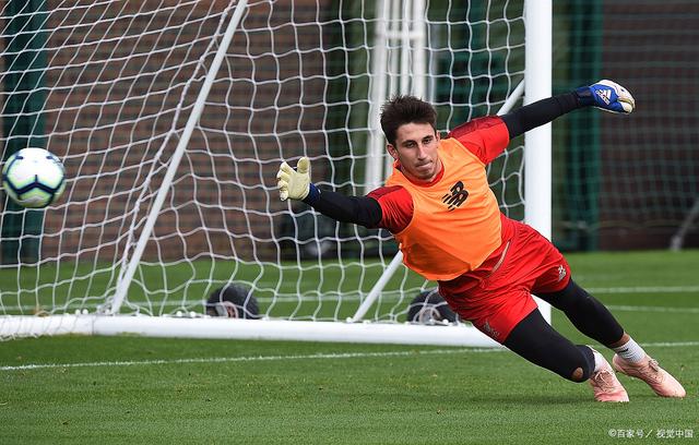 关于圣安东尼奥马刺内部会议纪要流出——清晨主帅复盘,中超使命明确,轮换策略成焦点的信息 关于圣安东尼奥马刺内部会议纪要流出——清晨主帅复盘,中超使命明确,轮换策略成焦点的信息