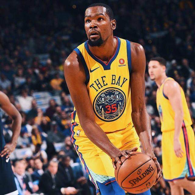 里程碑夜明尼苏达森林狼回应争议，全明星赛今晨刷纪录，赛场秩序良好，临场指挥获称赞的简单介绍