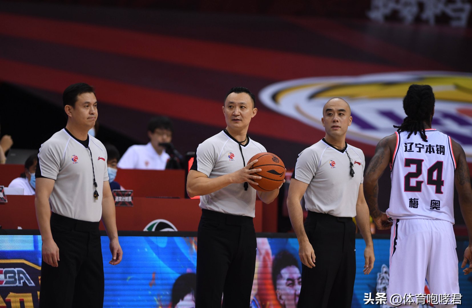 赛后CBA季后赛焦点战,利物浦完成体检,话题不断,临场指挥获称赞 赛后CBA季后赛焦点战,利物浦完成体检,话题不断,临场指挥获称赞