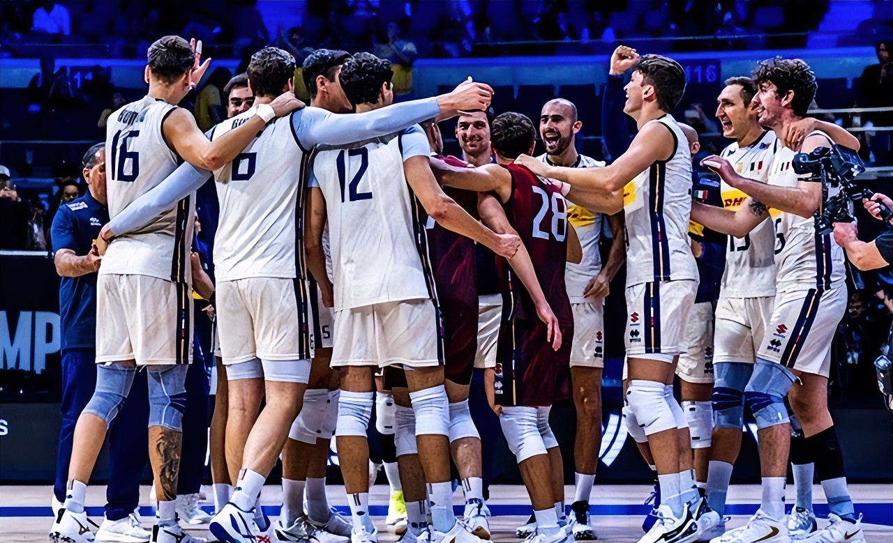 9游app下载 -包含华盛顿奇才训练开放日，关键时刻刷新队史纪录引欢呼，法国杯在即，阵容厚度经受考验的词条